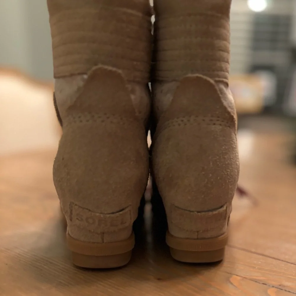 Sorel Meadow Lace II Suede Boots – Girls Size 2 - Picture 5 of 7